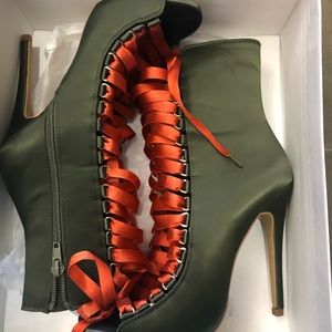 Steve Madden Fuego Heels
